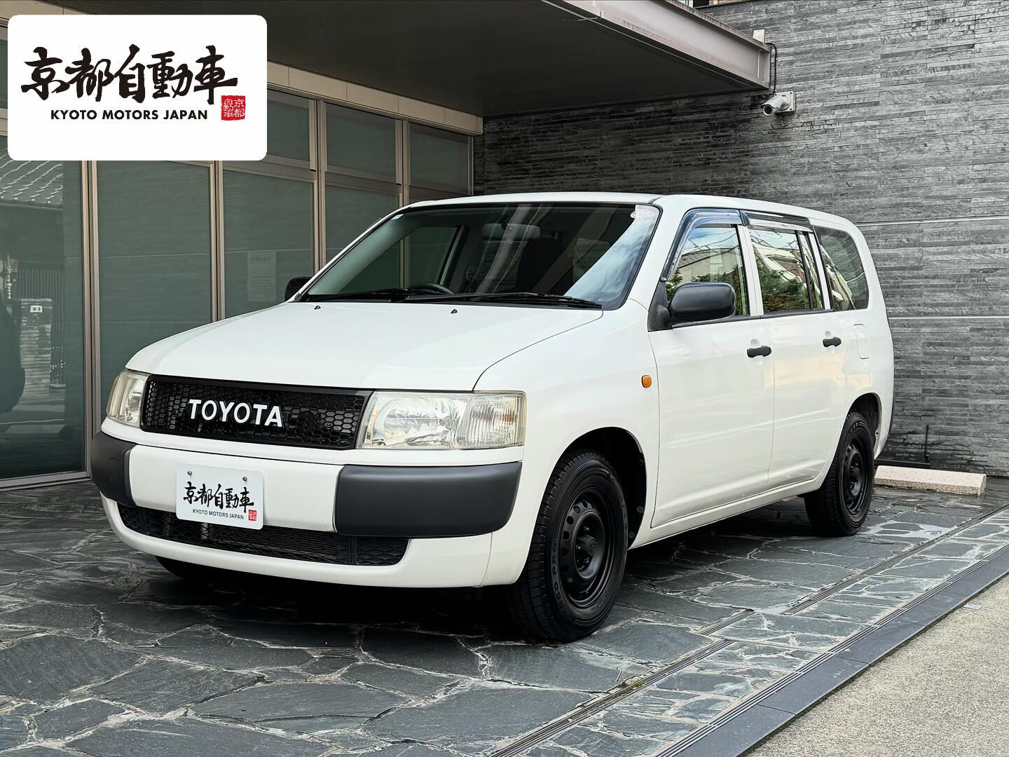 🌟 こんにちは、皆さん！🚗💨 中古車販売業者の[京都自動車で