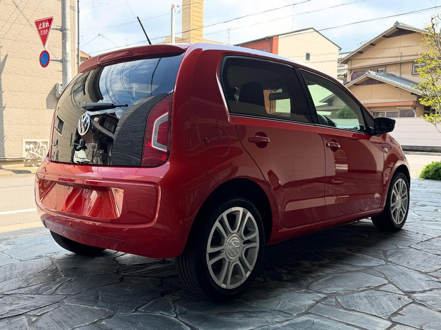 🍊🚗✨ Volkswagen up! Orange Limi