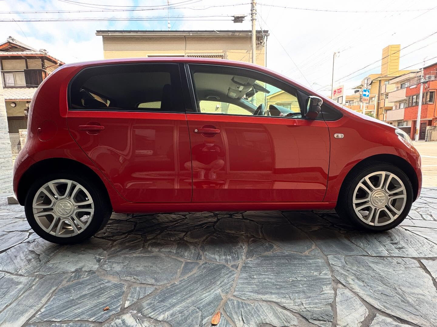 🍊🚗✨ Volkswagen up! Orange Limi