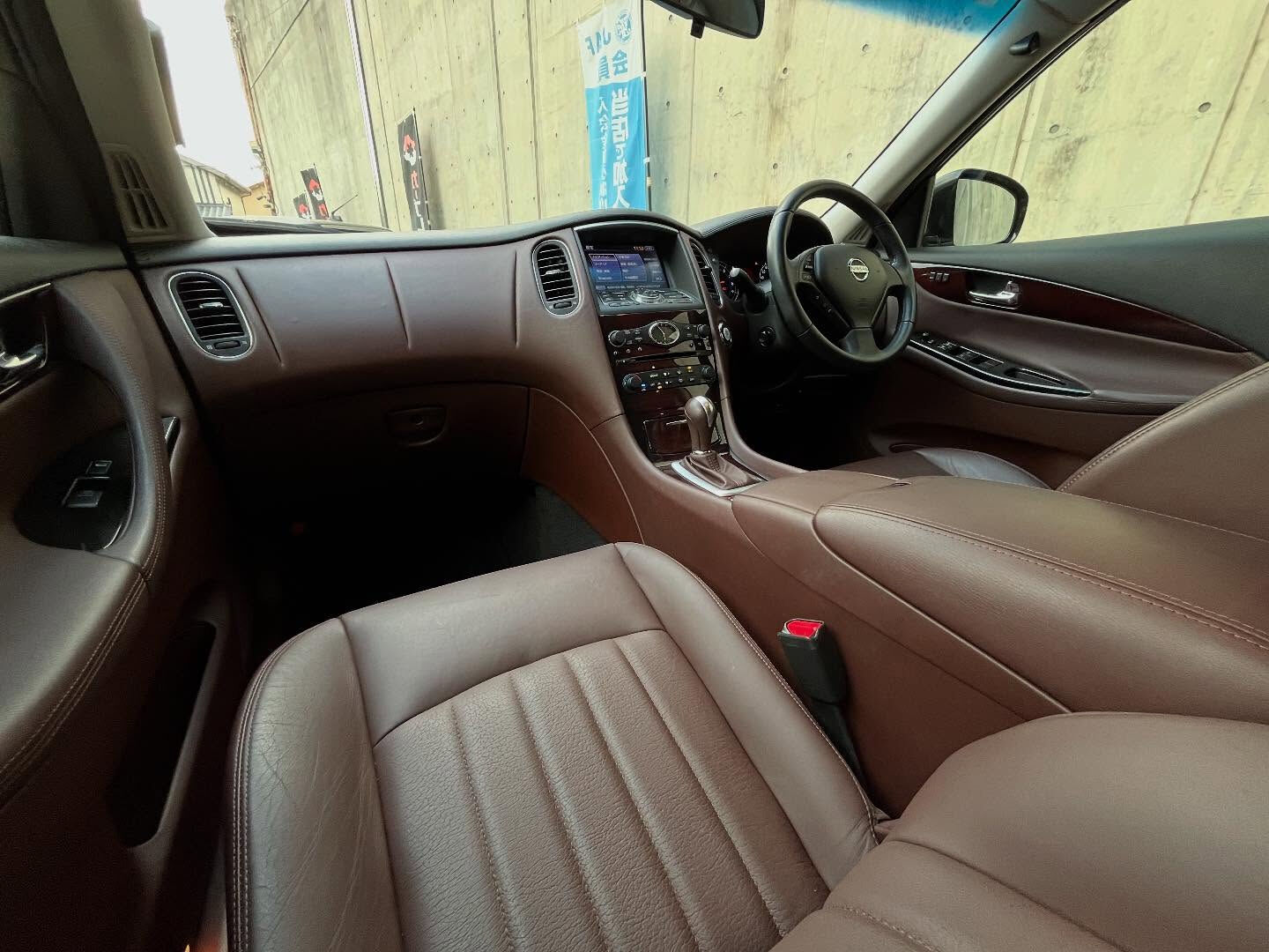 🚗✨今日は、中古車販売業者からのおすすめをご紹介します！✨🚗