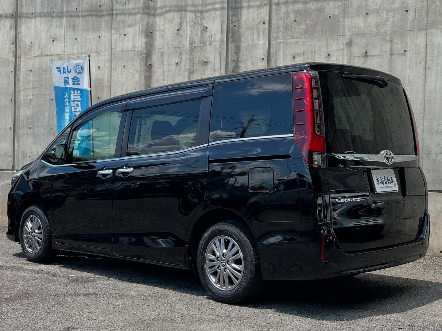 🚗✨ただのミニバンじゃない！上質な高級ミニバンを京都市内で探