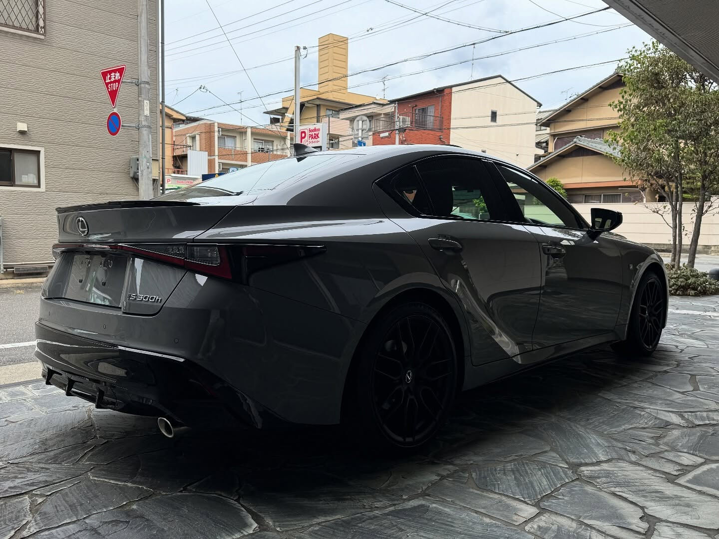 IS　300h Fスポーツ モード ブラックIII　Fスポー